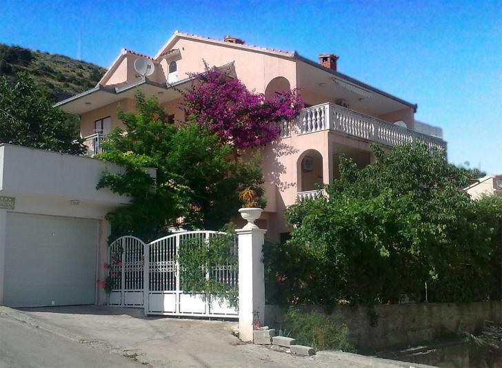 Villa Calypso Trogir Exterior photo