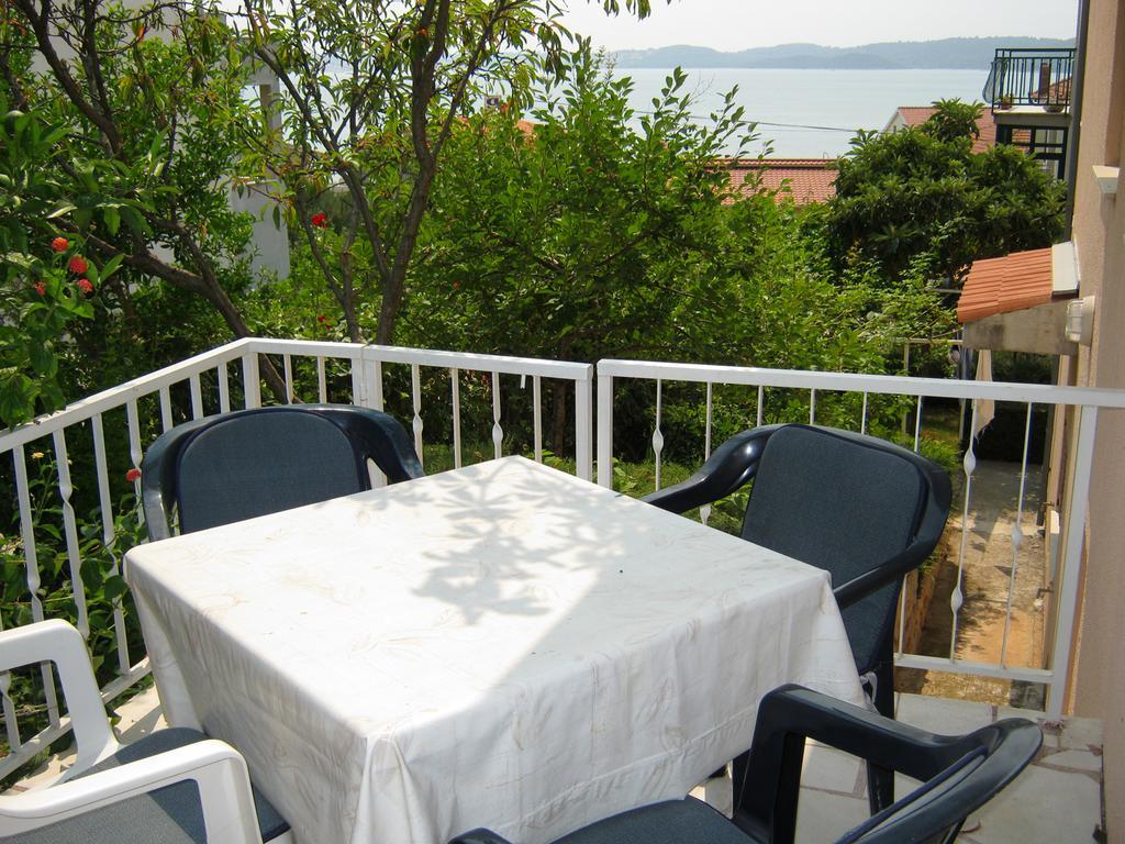 Villa Calypso Trogir Exterior photo